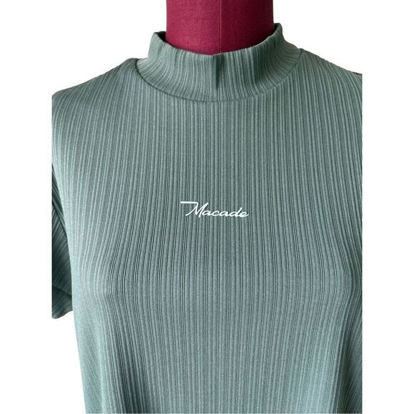Makade Golf T-shirt size XL Green Mock Neck - Picture 10 of 10
